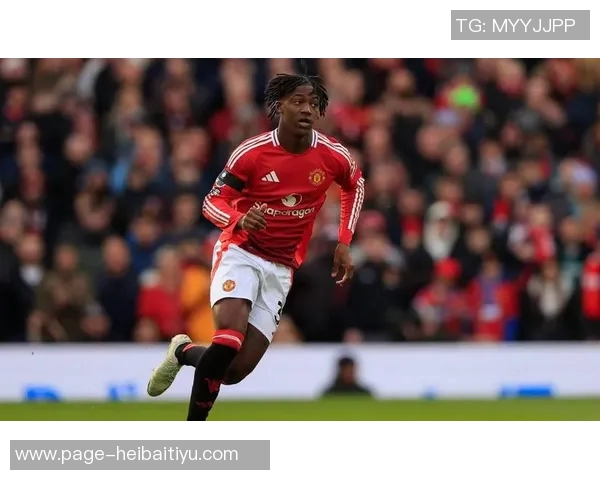 曼联新星表现不佳替补球员却在30场中打入11球引发关注